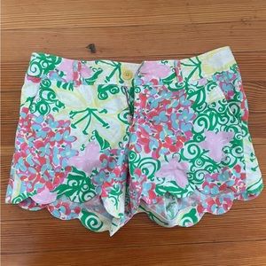 Lilly Pulitzer buttercup scallop hem short